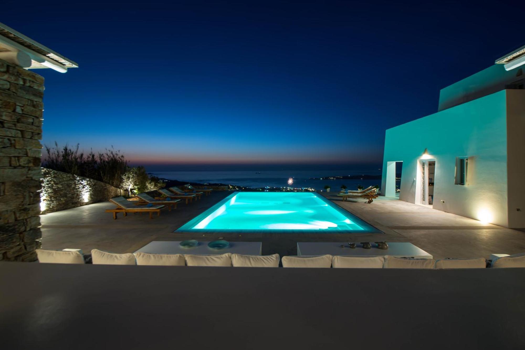 Tluxuryvilla Parikia  Luaran gambar