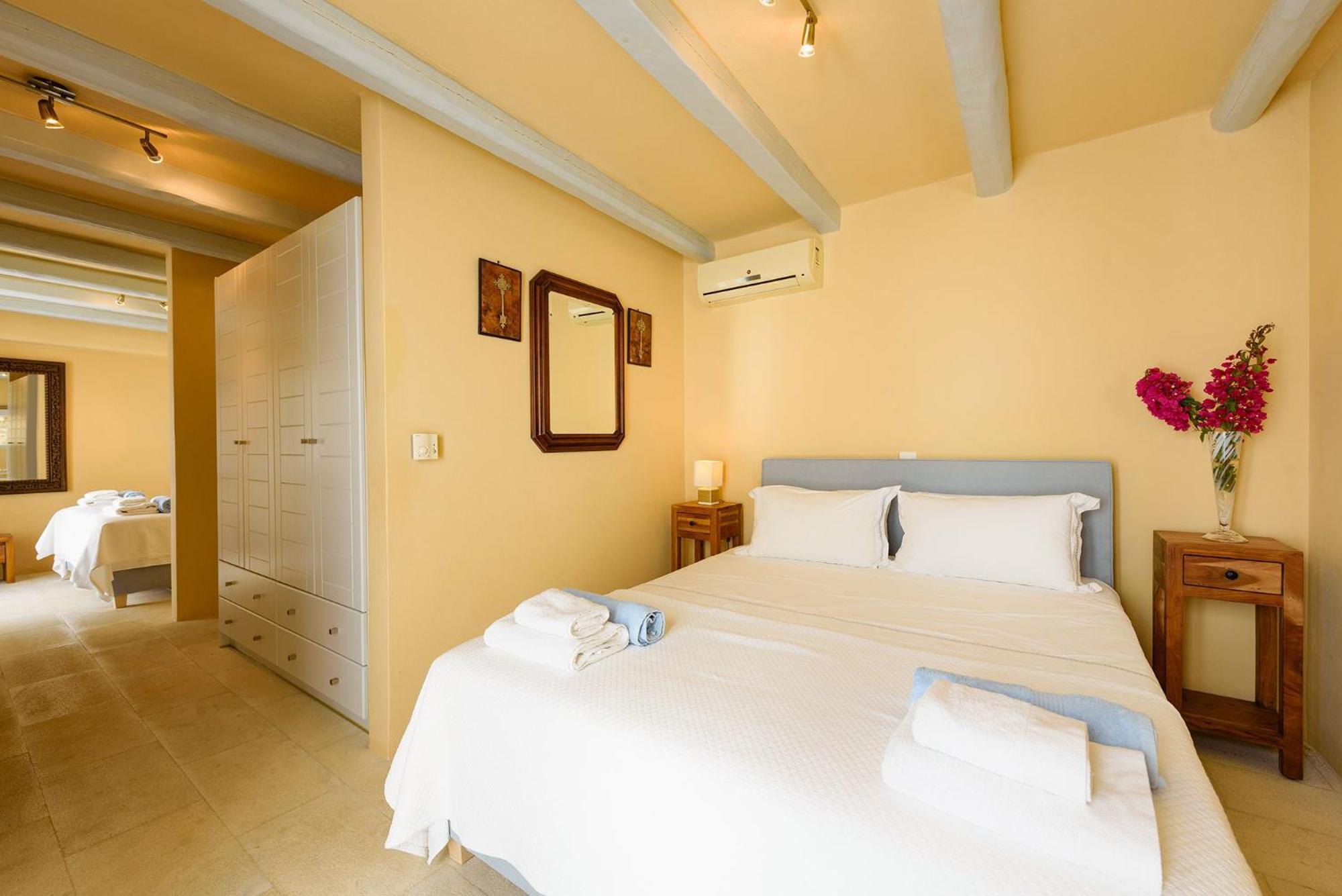 Tluxuryvilla Parikia  Luaran gambar
