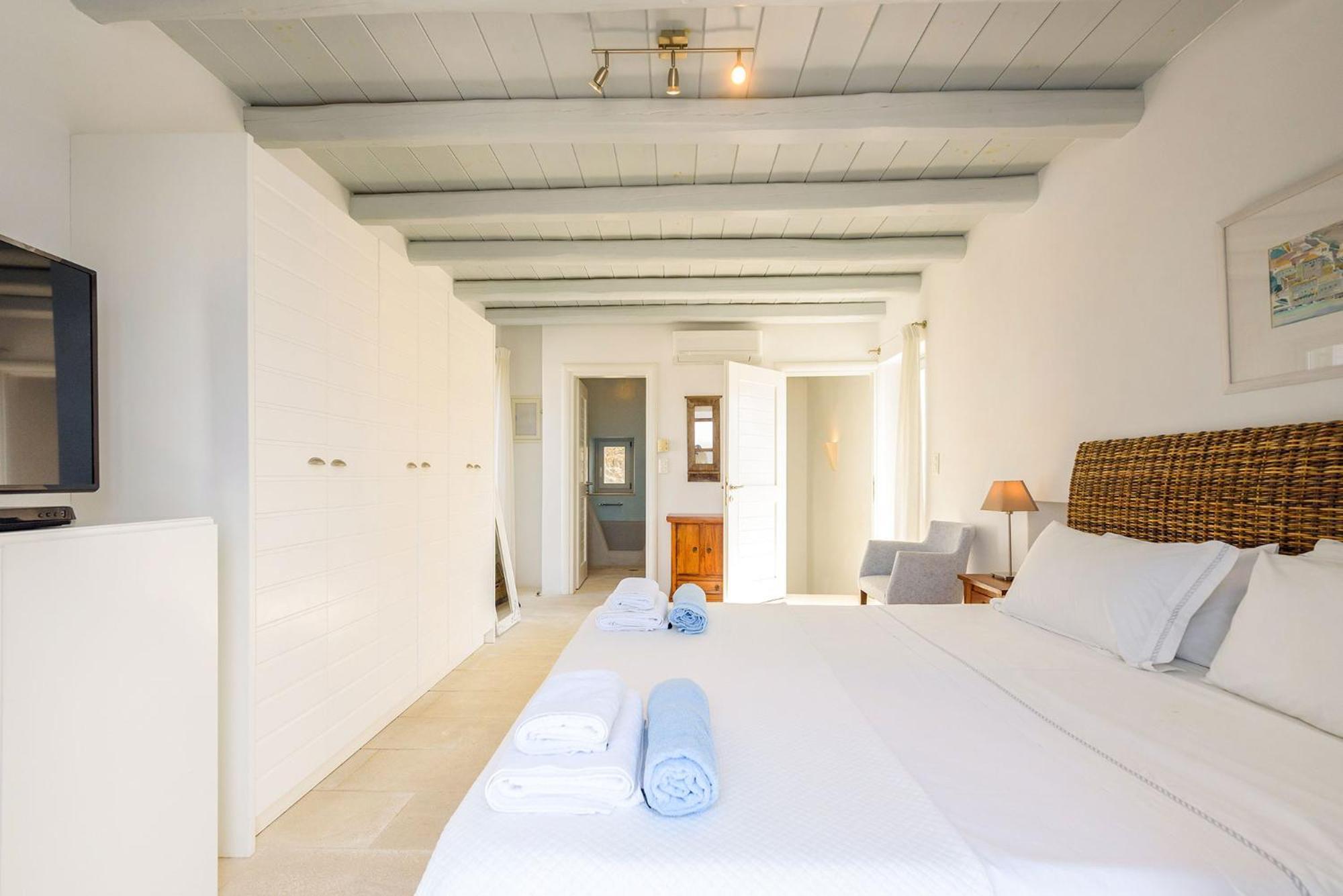 Tluxuryvilla Parikia  Luaran gambar